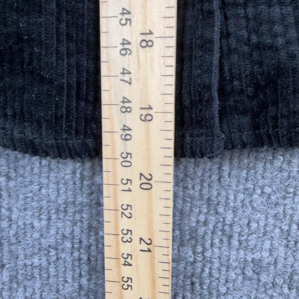 Forever 21 Shirt Womens Small Black Corduroy Button Front Cropped Pocket Top - Picture 7 of 10